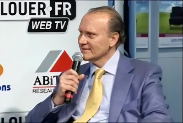 Marc pendant un salon